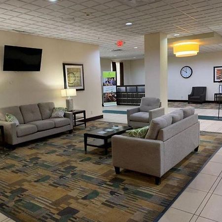 Quality Inn & Suites Downtown Mansfield Zewnętrze zdjęcie